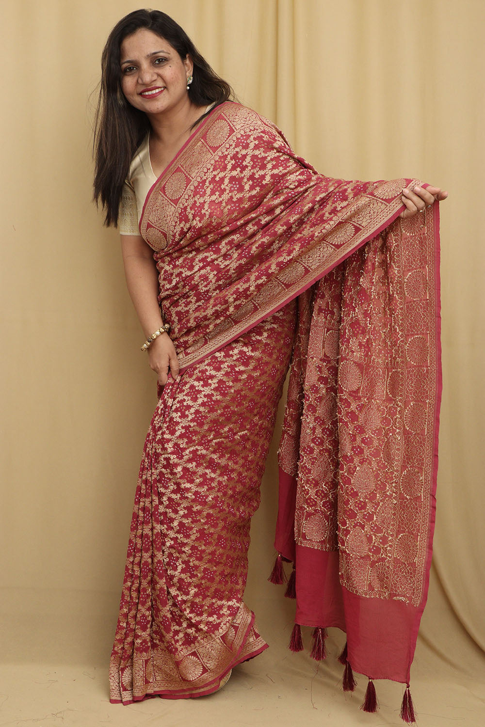 Stunning Pink Banarasi Bandhani Georgette Saree - Luxurion World
