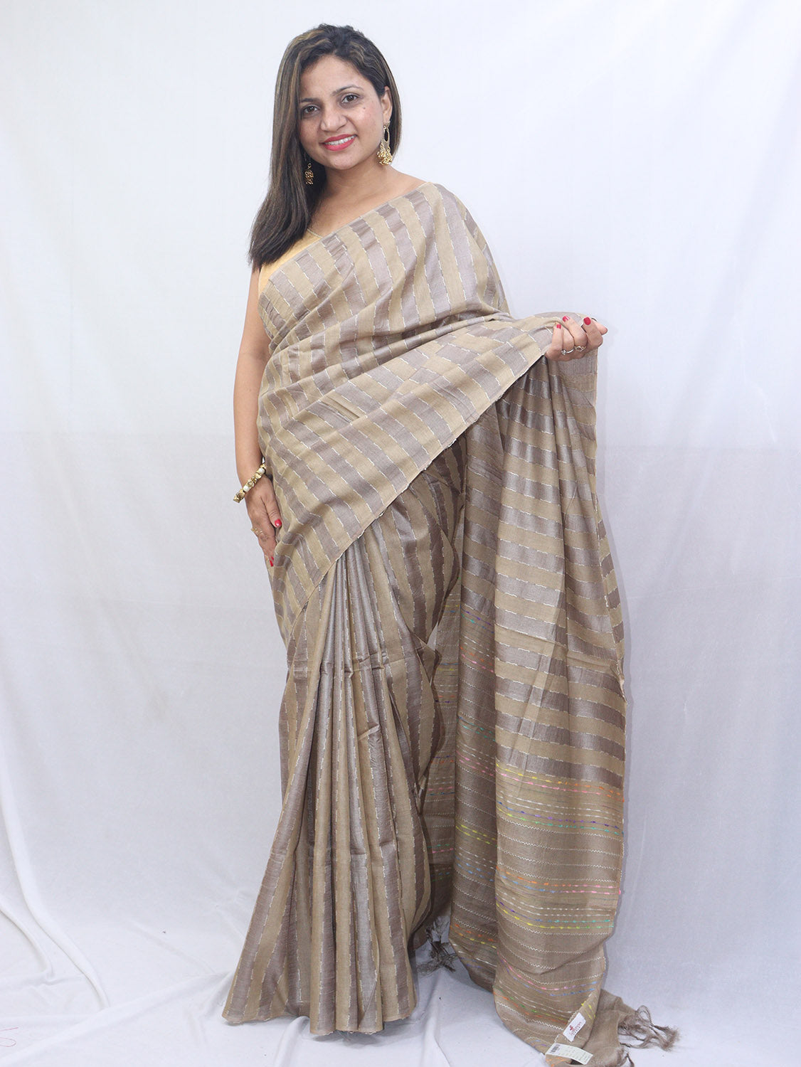 Exquisite Pastel Handloom Bhagalpur Tussar Ghicha Silk Saree