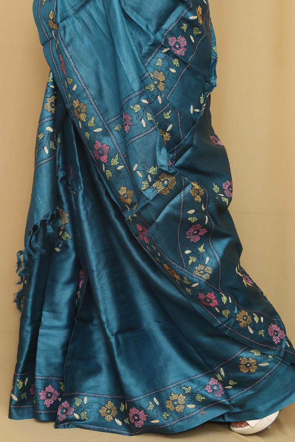 Exquisite Blue Hand Embroidered Kantha Bhagalpur Tussar Silk Saree - Luxurion World
