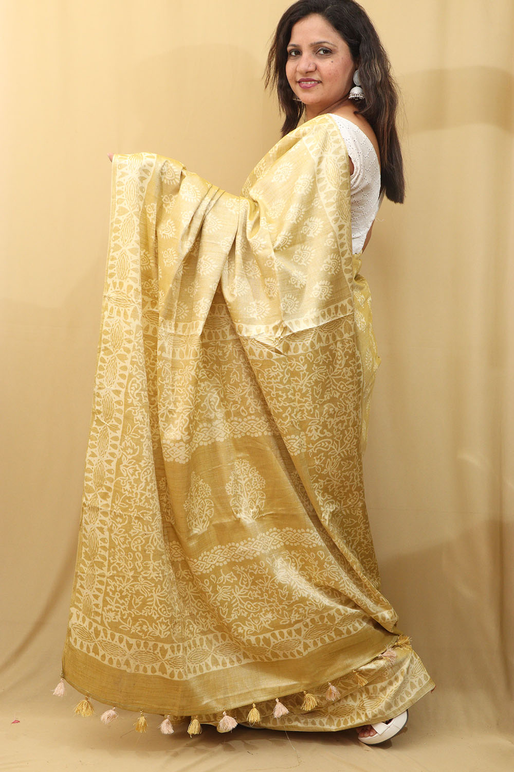 Stunning Yellow Bhagalpur Silk Saree - Elegant and Timeless - Luxurion World