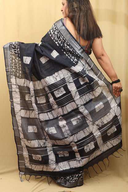 Elegant Dark Blue Linen Cotton Saree: Bhagalpur Beauty - Luxurion World