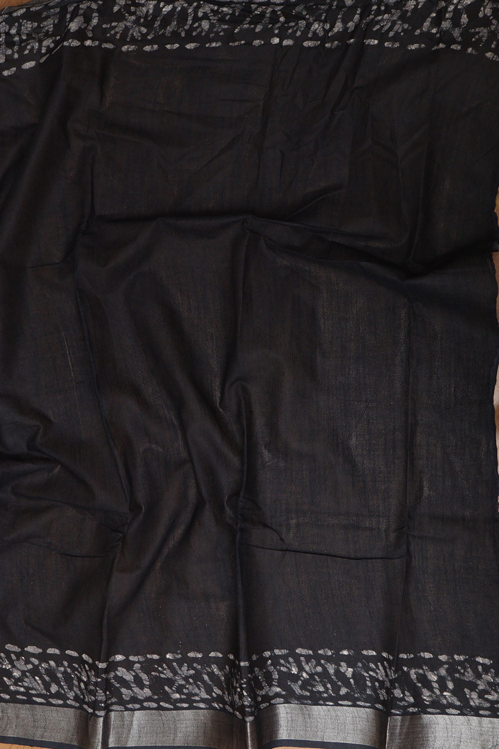 Elegant Dark Blue Linen Cotton Saree: Bhagalpur Beauty - Luxurion World