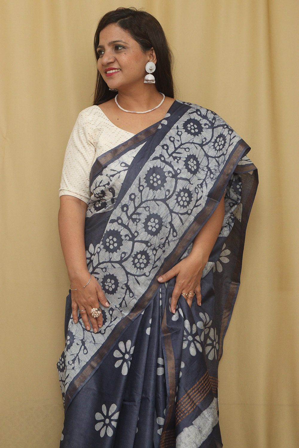 Elegant Grey Bhagalpur Chanderi Silk Batik Printed Saree - Luxurion World