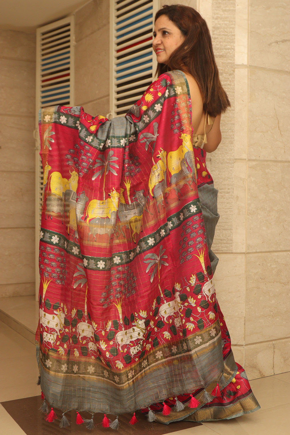 Elegant Grey Bhagalpur Kota Mangalgiri Silk Kalamkari Print Design Saree - Luxurion World