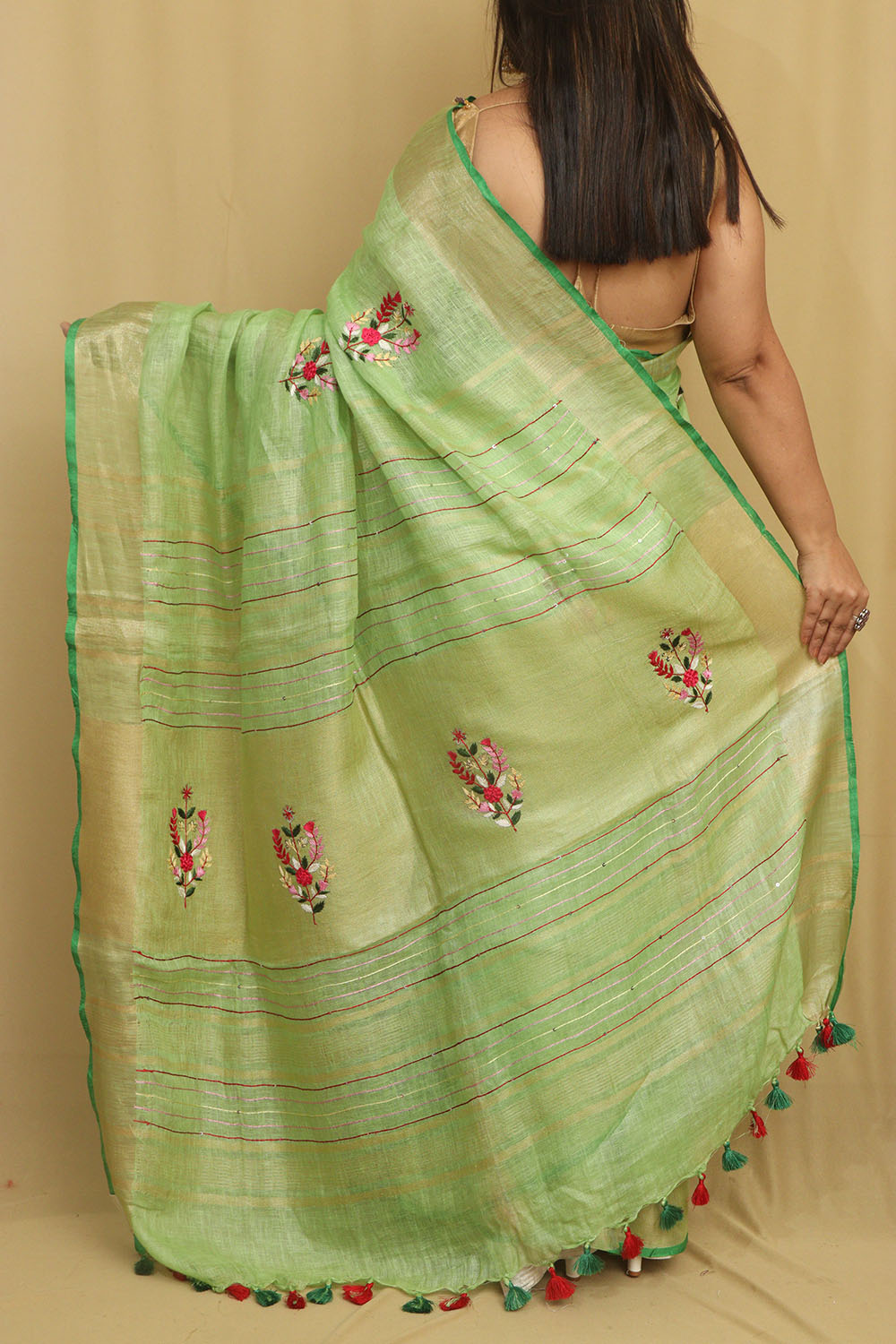 Green Pure Linen Hand Embroidered Bhagalpur Zari Border Thread Work Saree - Luxurion World