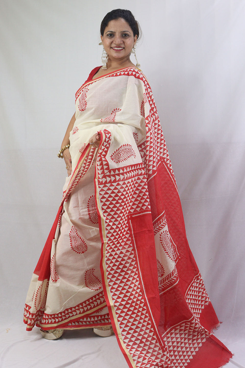 Handcrafted Red Cotton Saree with Block Print Design