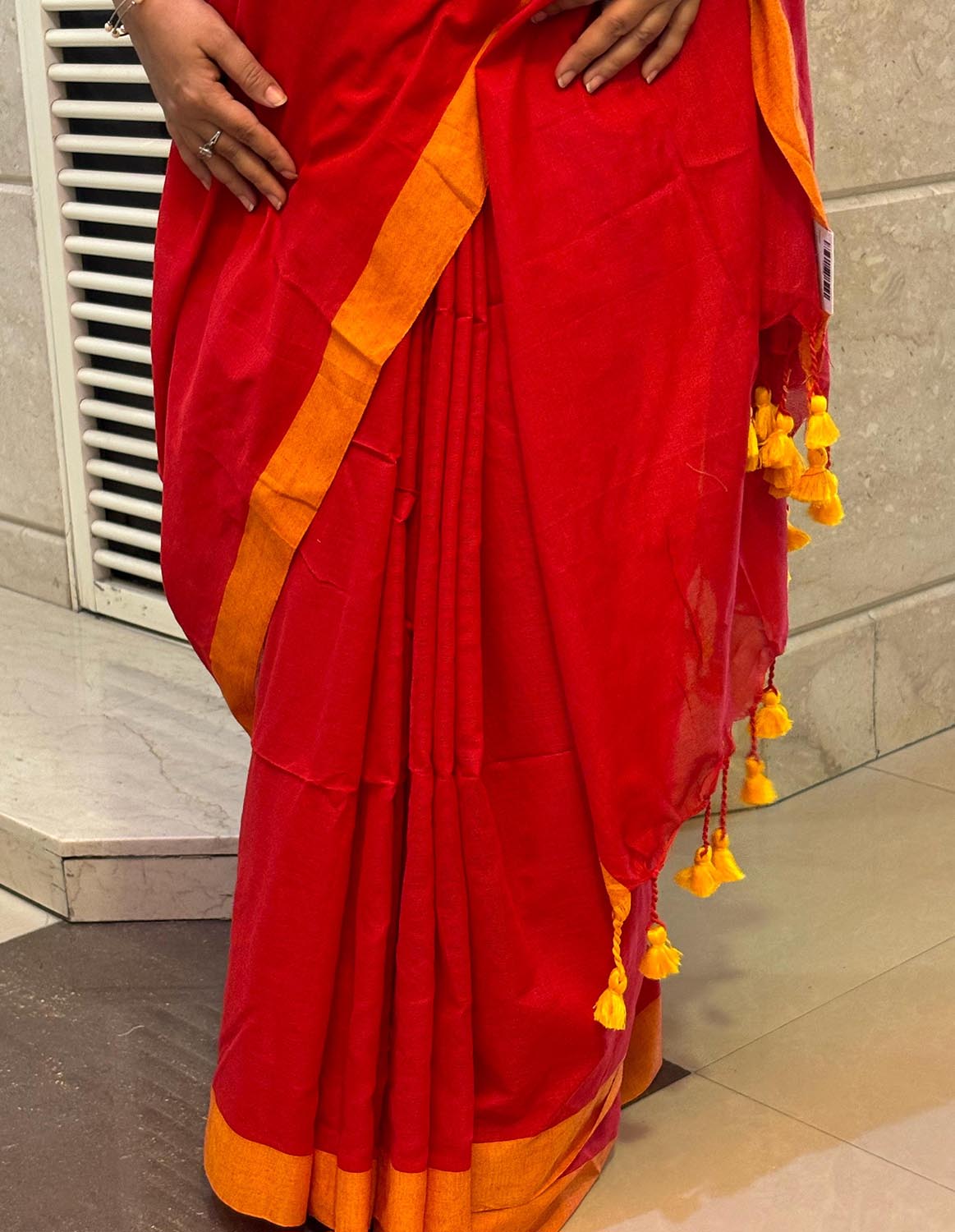 Stunning Red Bengal Plain Cotton Saree - Luxurion World