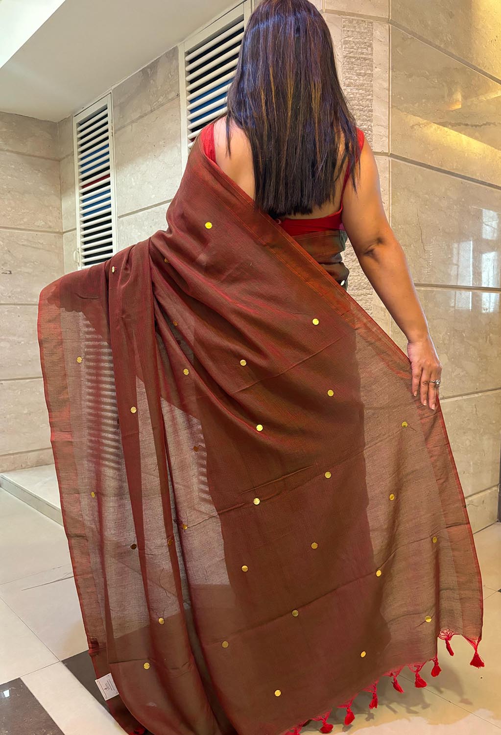 Stunning Green & Maroon Bengal Saree - Luxurion World