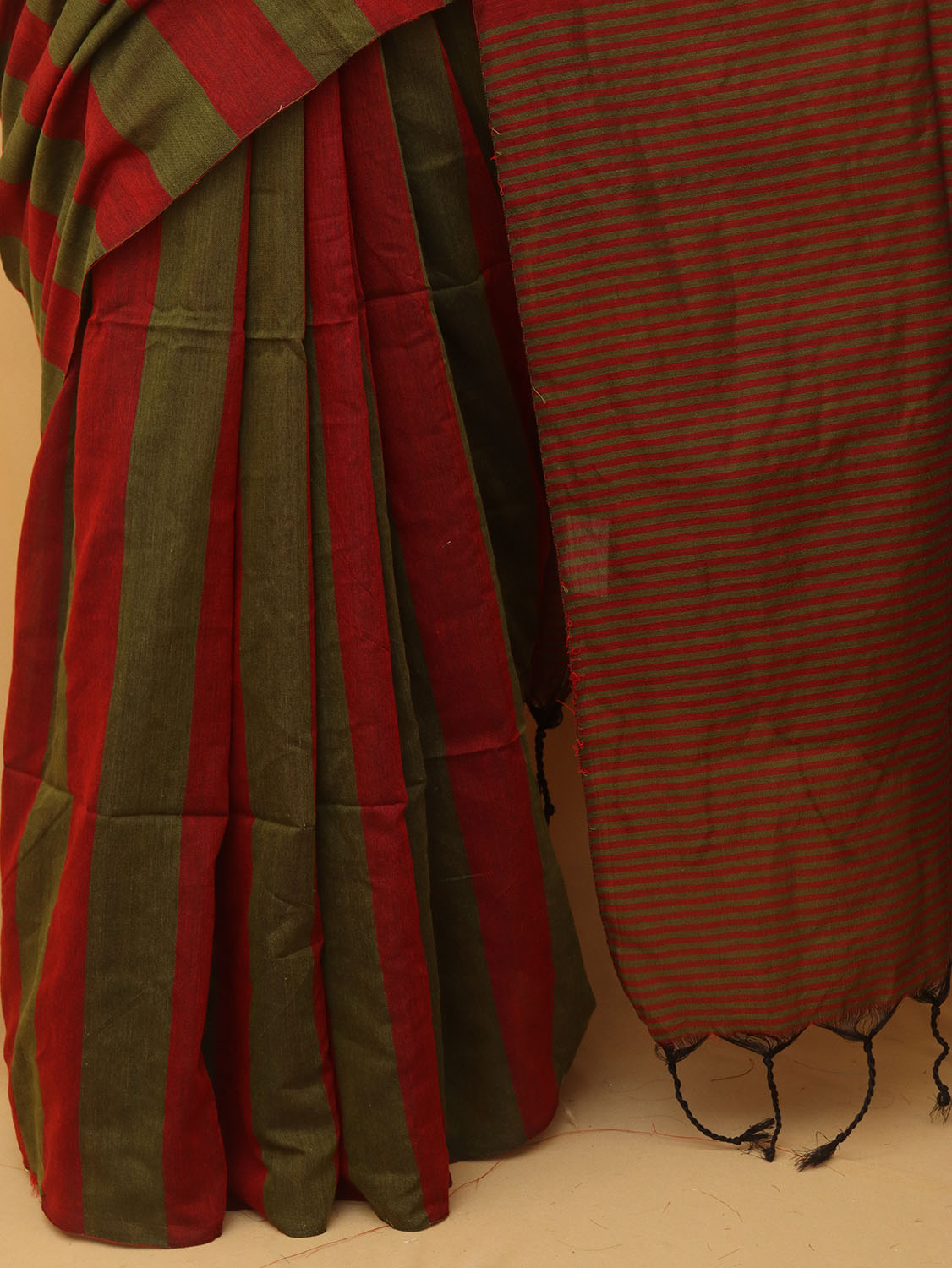 Red And Green Bengal Cotton Stripe Design Saree - Luxurion World
