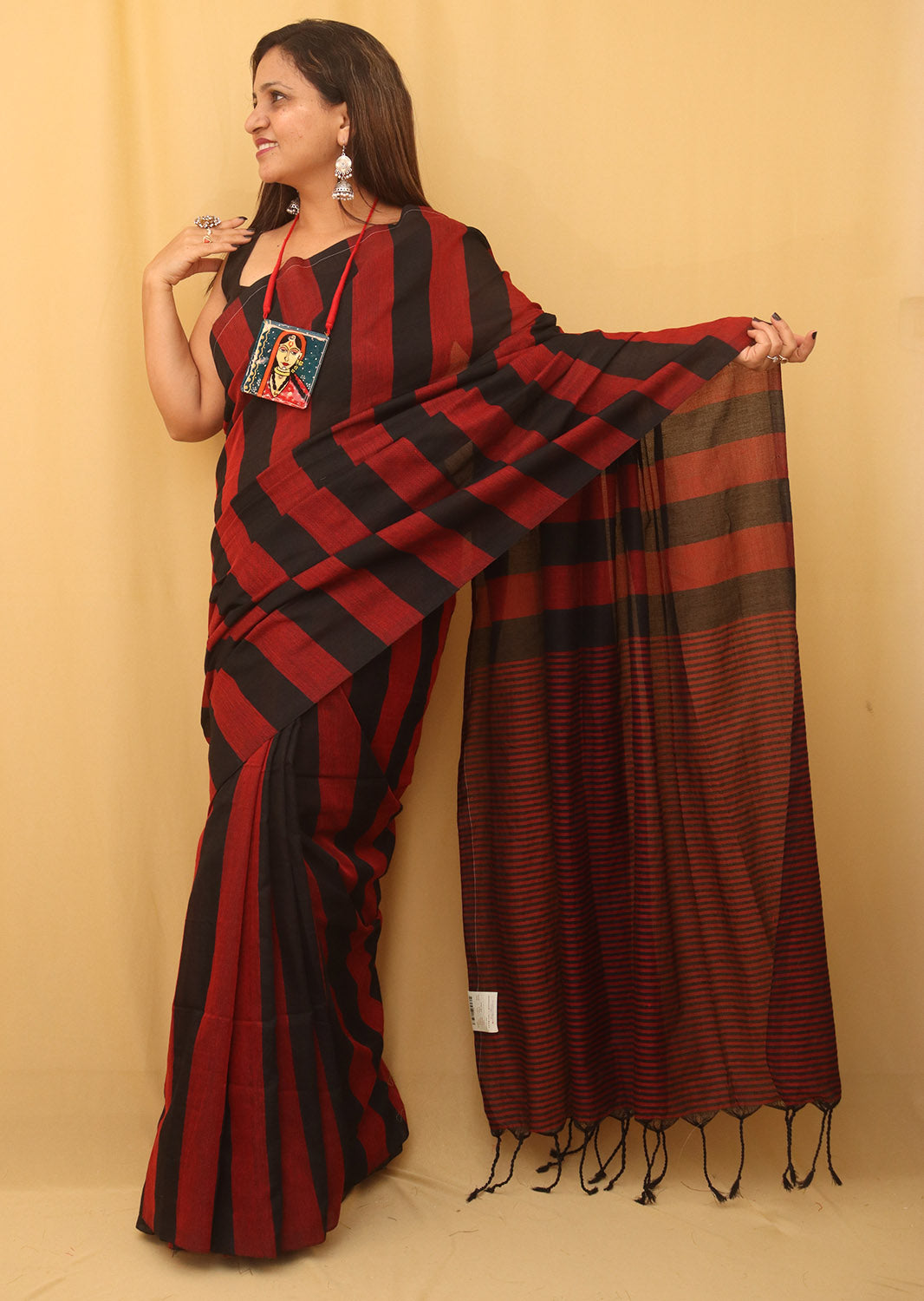 Red And Black Bengal Cotton Stripe Design Saree - Luxurion World