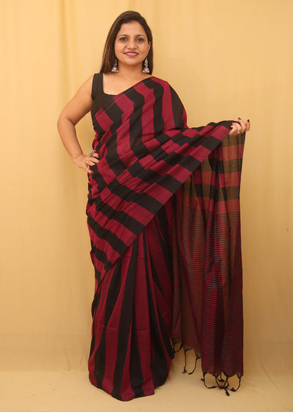 Pink And Black Bengal Cotton Stripe Design Saree - Luxurion World