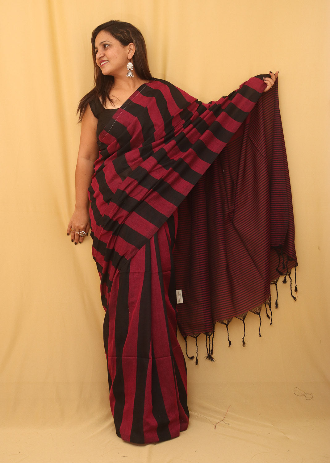 Pink And Black Bengal Cotton Stripe Design Saree - Luxurion World