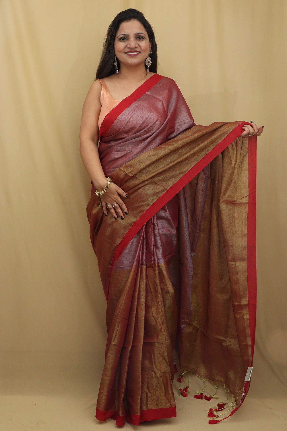 Exquisite Pink & Gold Bengal Saree - Timeless Elegance - Luxurion World