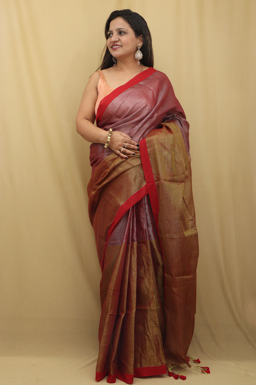Exquisite Pink & Gold Bengal Saree - Timeless Elegance - Luxurion World