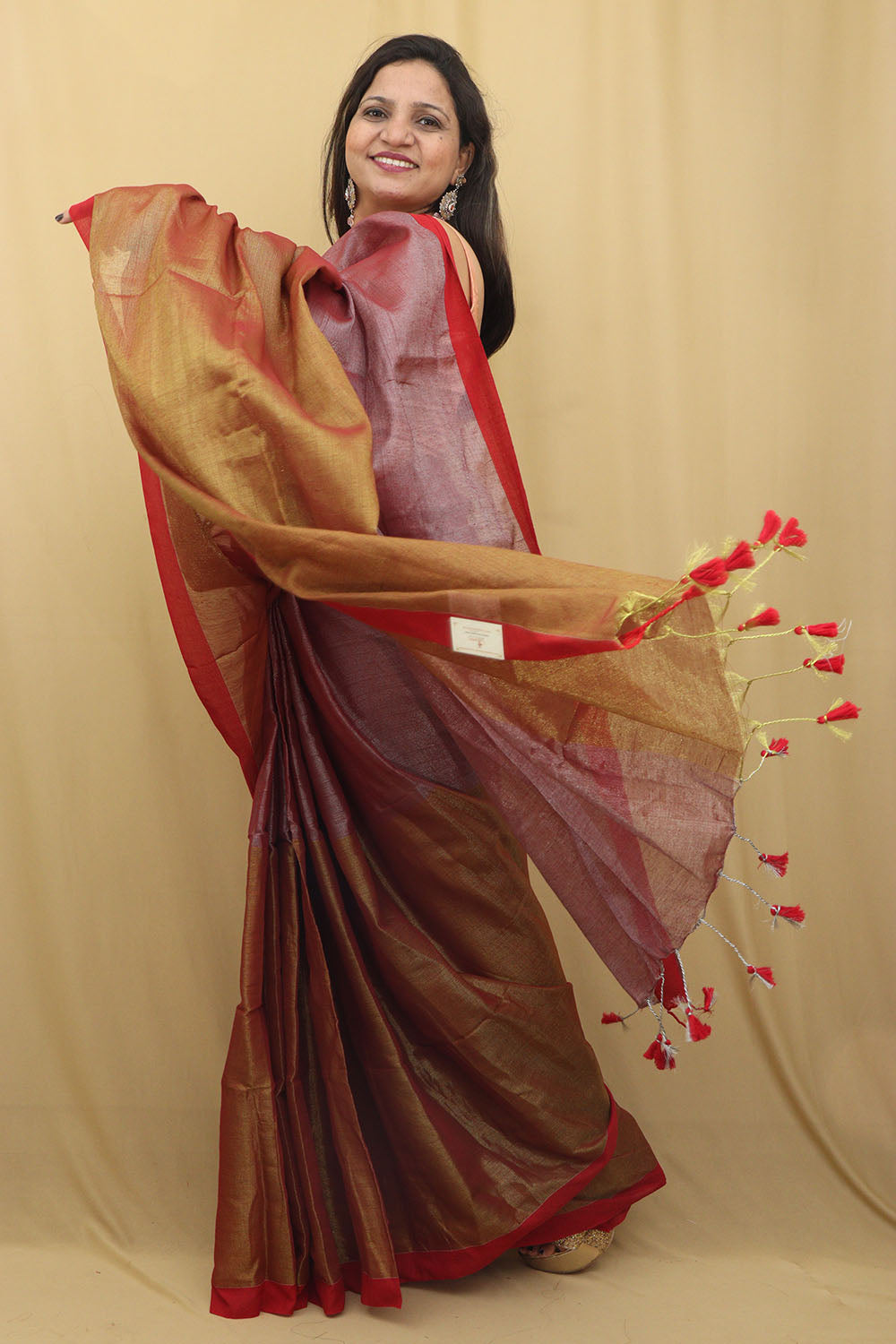 Exquisite Pink & Gold Bengal Saree - Timeless Elegance - Luxurion World