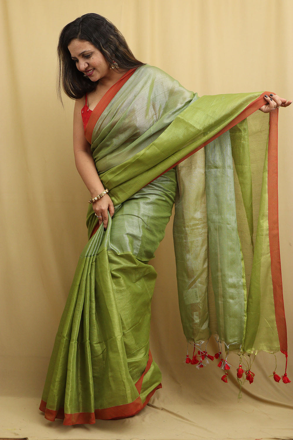 Green Bengal Tissue Cotton Saree - Elegant & Stylish - Luxurion World