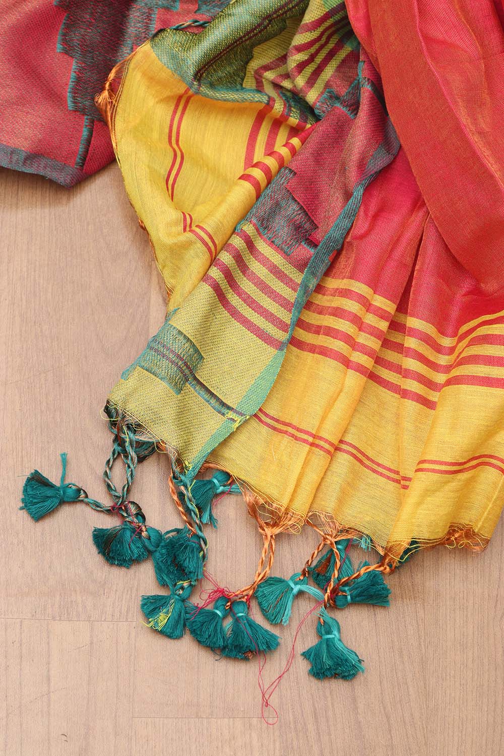 Yellow Bengal Plain Tissue Cotton Saree with Temple Border - Luxurion World