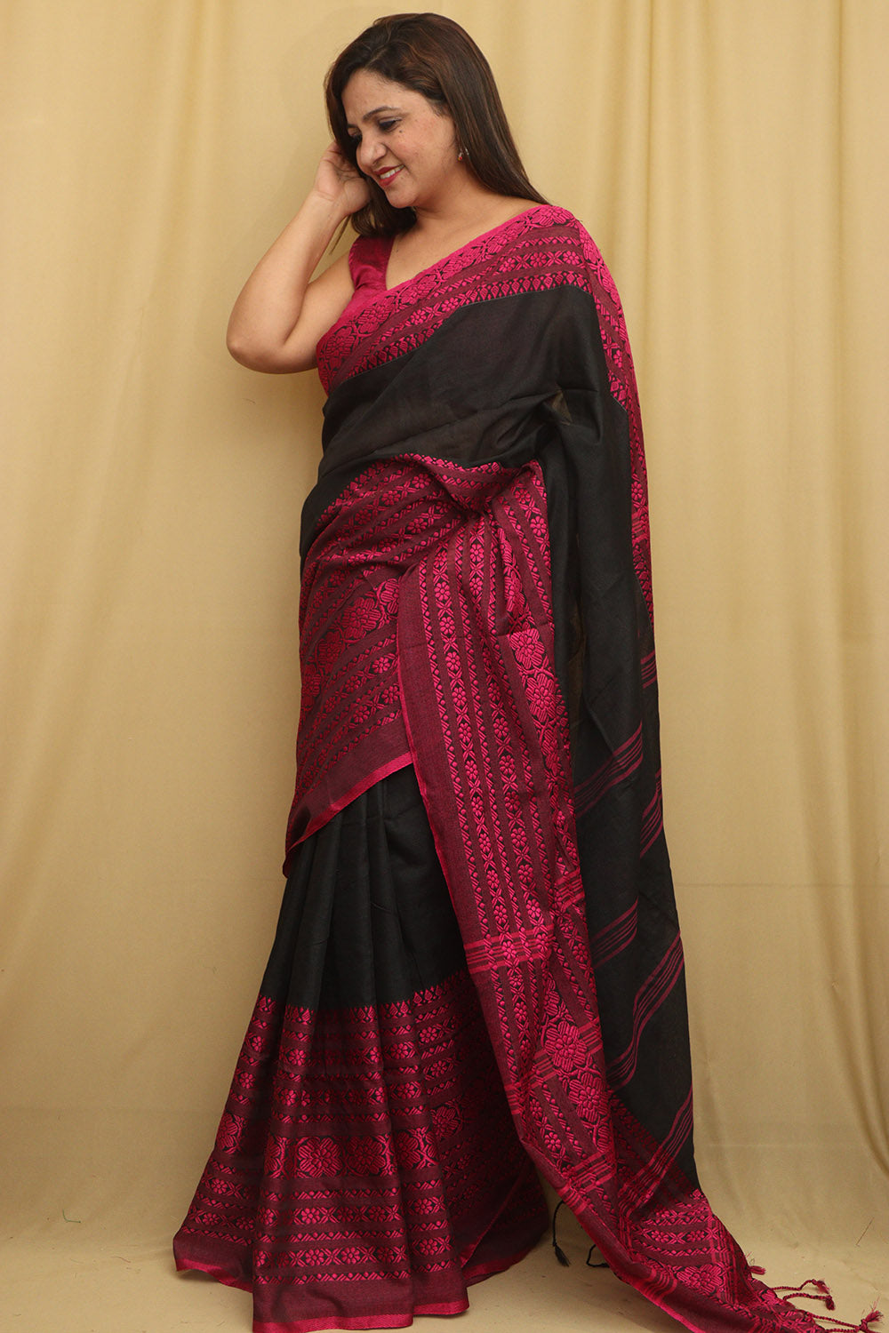 Elegant Black Bengal Cotton Saree - Luxurion World