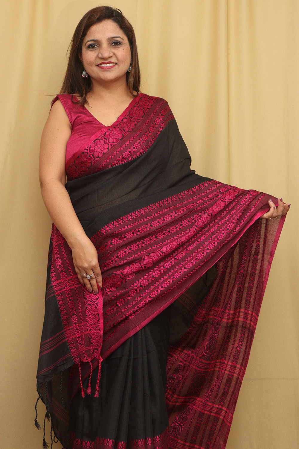 Elegant Black Bengal Cotton Saree - Luxurion World
