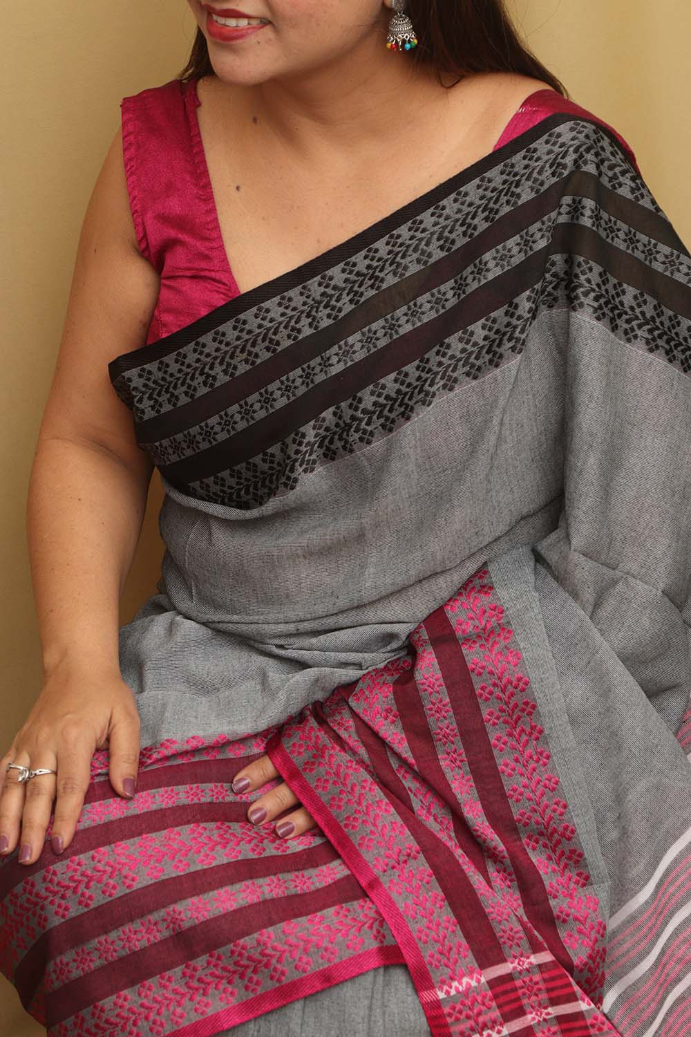 Elegant Grey Bengal Cotton Saree - Luxurion World