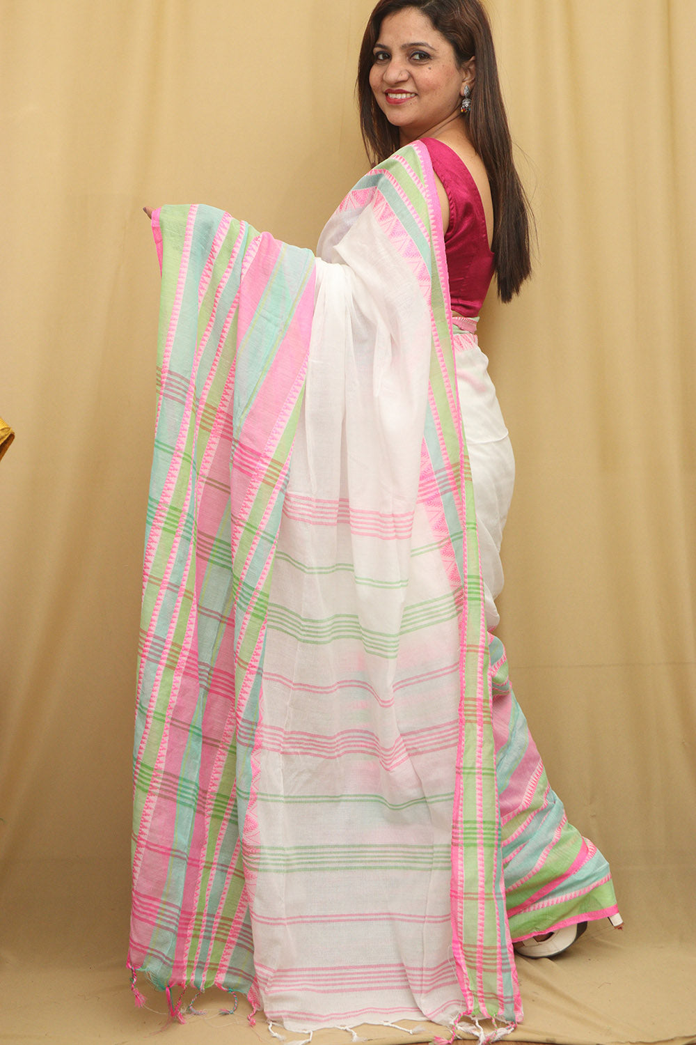 Elegant White Bengal Cotton Saree - Luxurion World