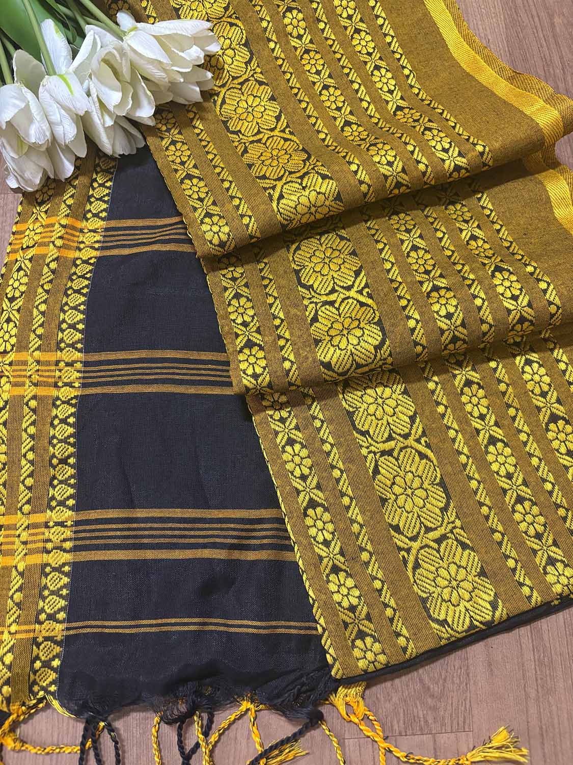 Stunning Black And Yellow Bengal Cotton Saree - Luxurion World