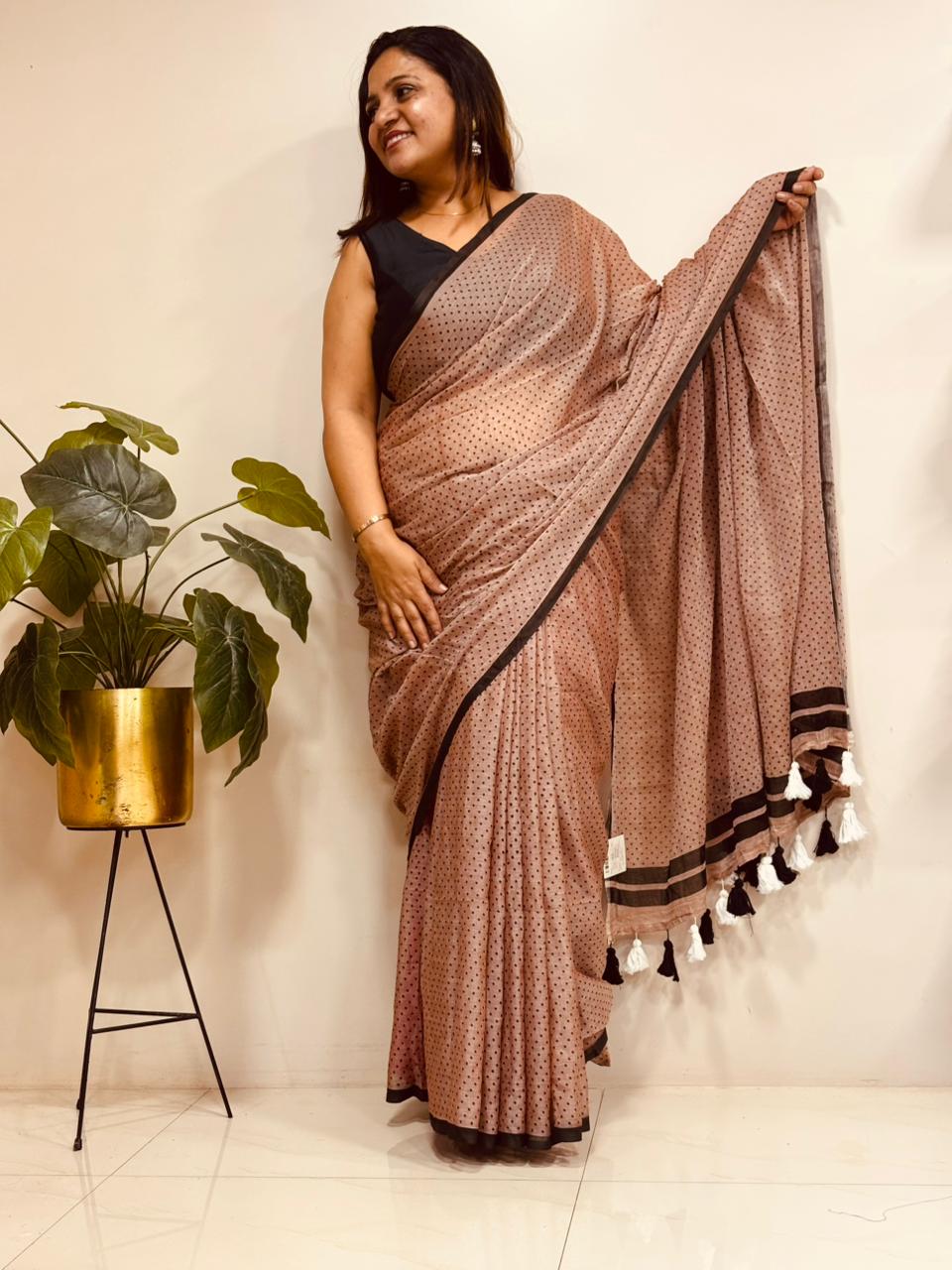 Brown Bengal Mul Cotton Saree Everyday Elegant