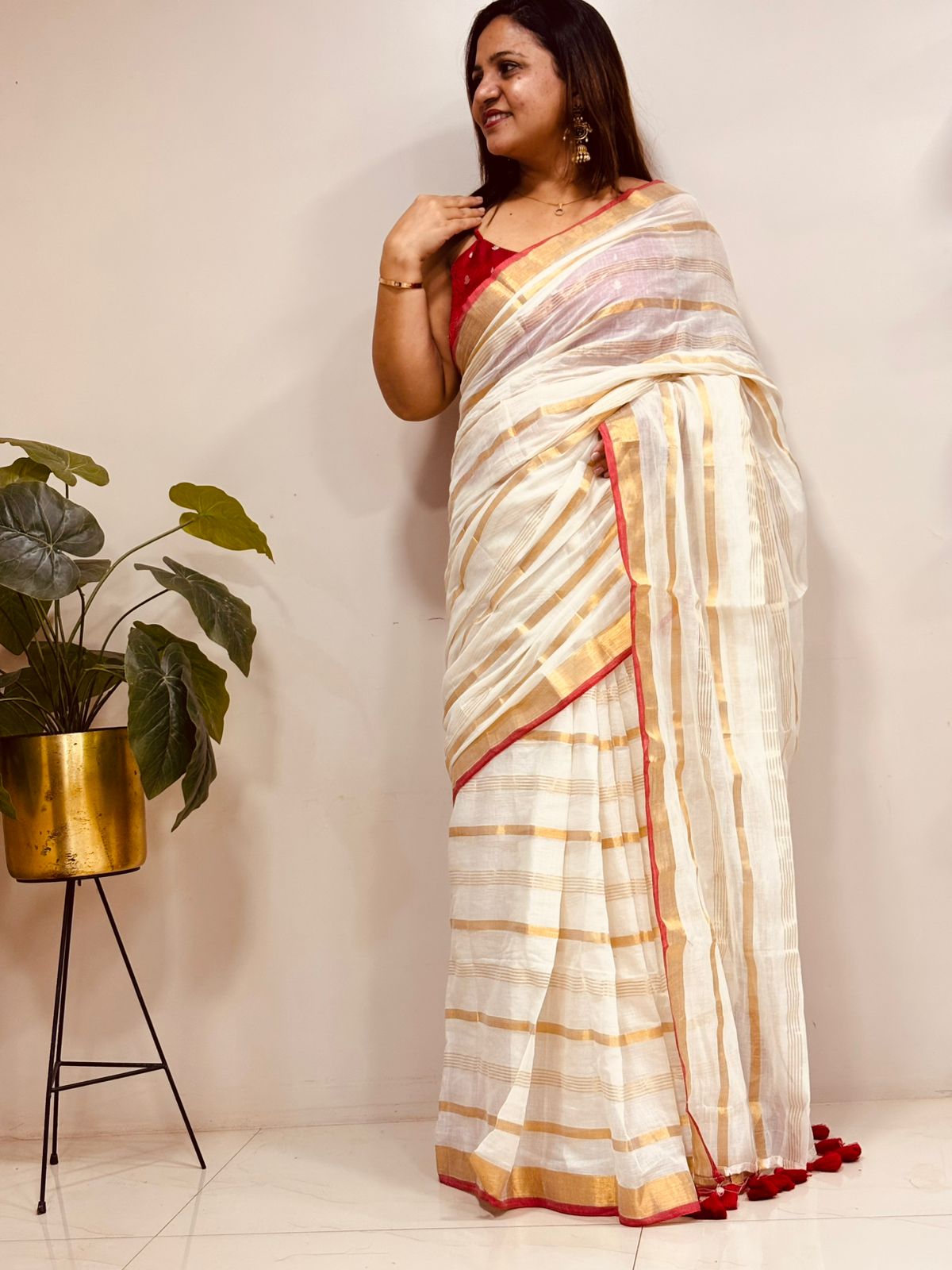 White Bengal Mul Cotton Saree Everyday Elegant