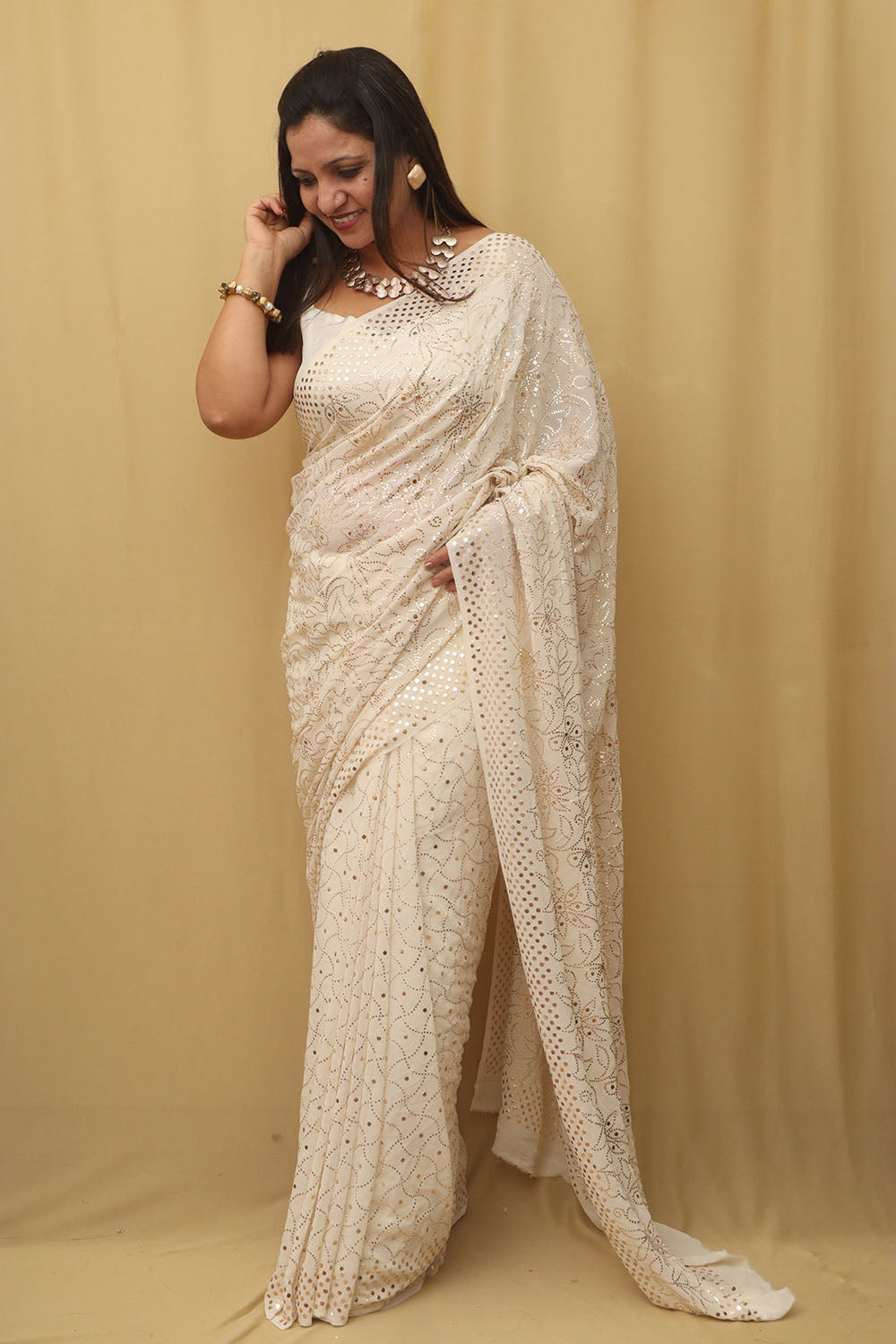 Customizable Chikankari Georgette Saree with Mukaishwork - Luxurion World