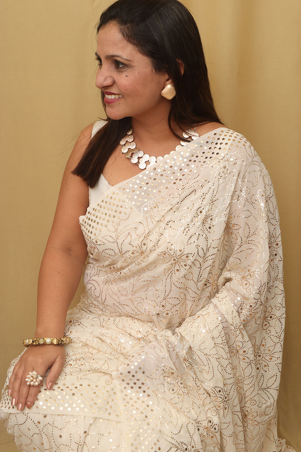 Customizable Chikankari Georgette Saree with Mukaishwork - Luxurion World