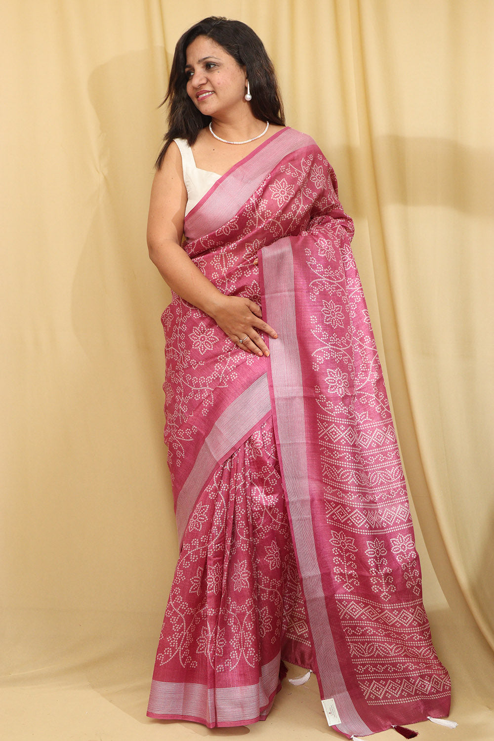 Stunning Pink Bandhani Silk Saree with Digital Print - Luxurion World