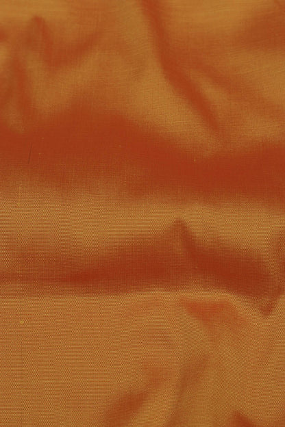 Elegant Off White Digital Printed Georgette Saree With Plain Silk Blouse Piece Fabric - Luxurion World