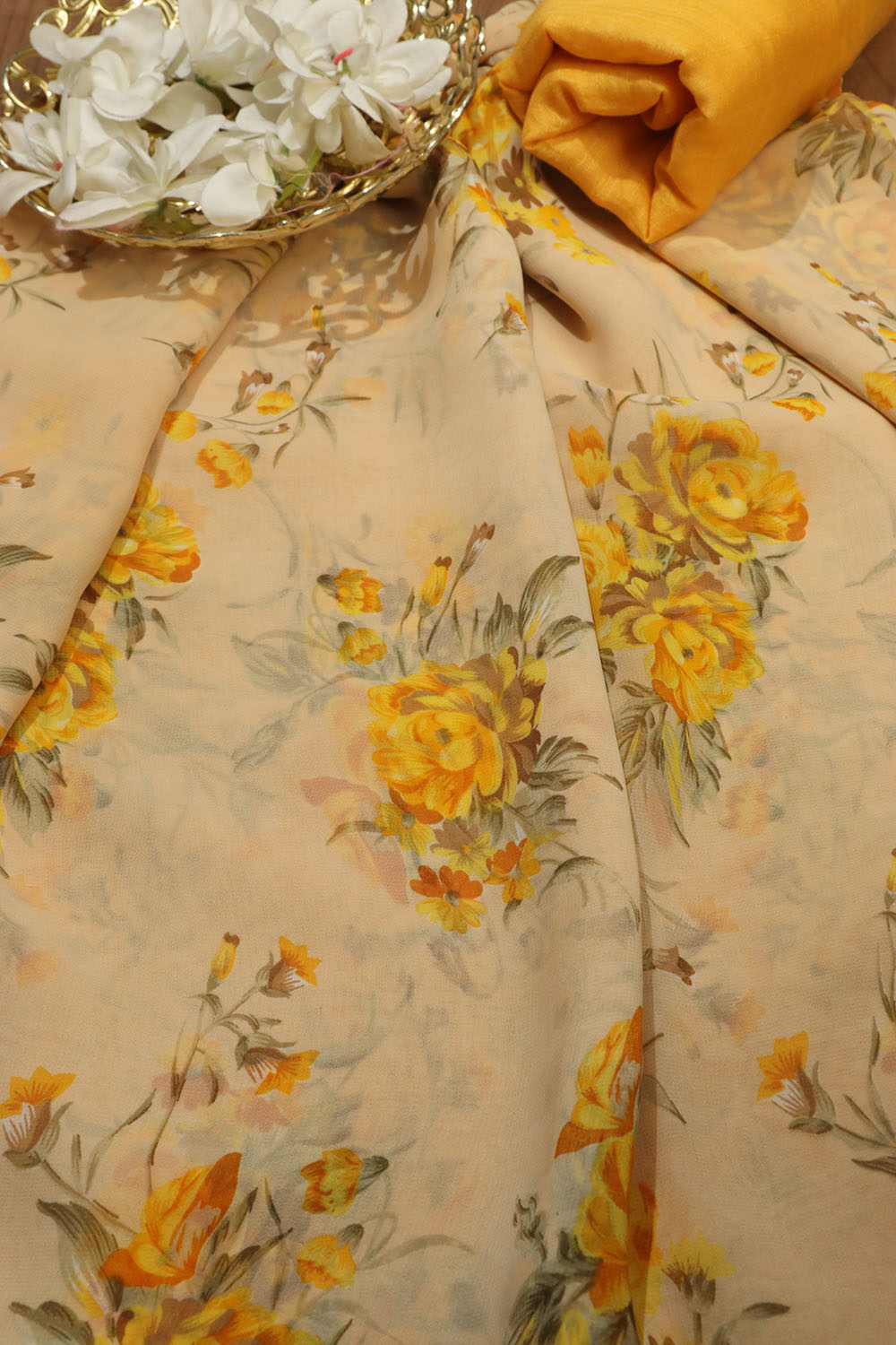 Pastel Digital Printed Georgette Saree With Plain Silk Blouse Piece Fabric - Luxurion World