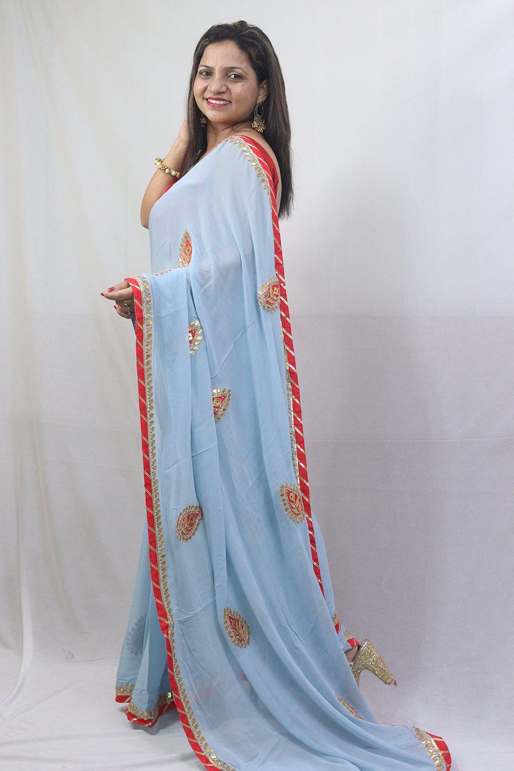 Stunning Grey Gota Patti Georgette Saree for Elegant Occasions - Luxurion World