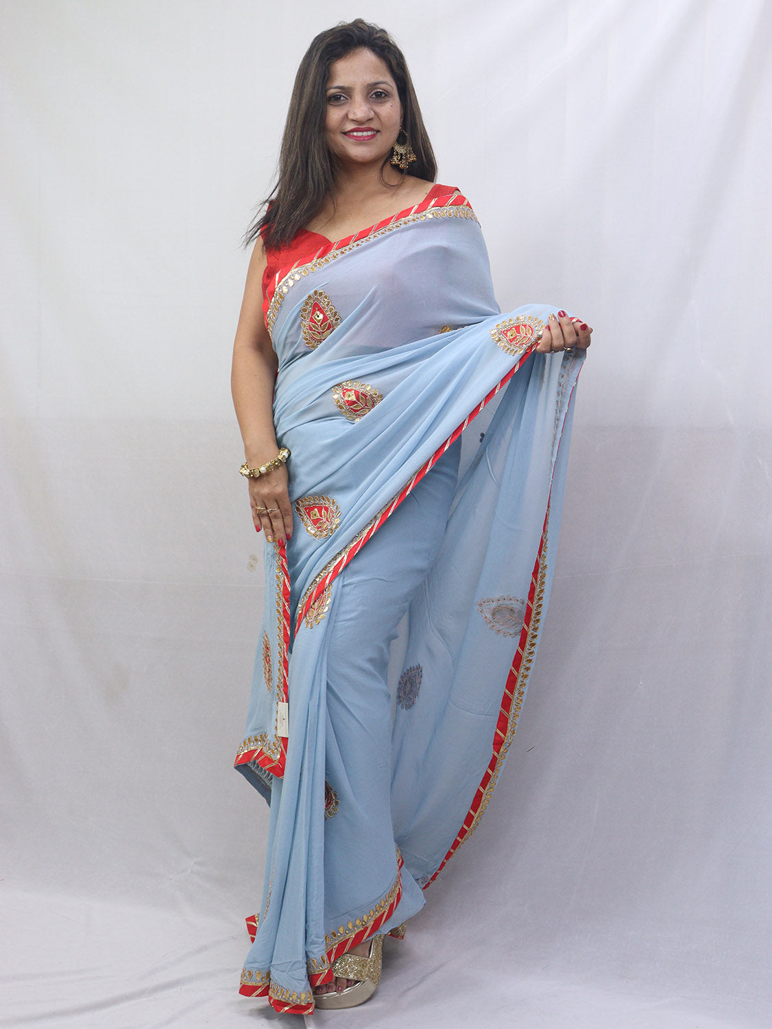 Stunning Grey Gota Patti Georgette Saree for Elegant Occasions - Luxurion World