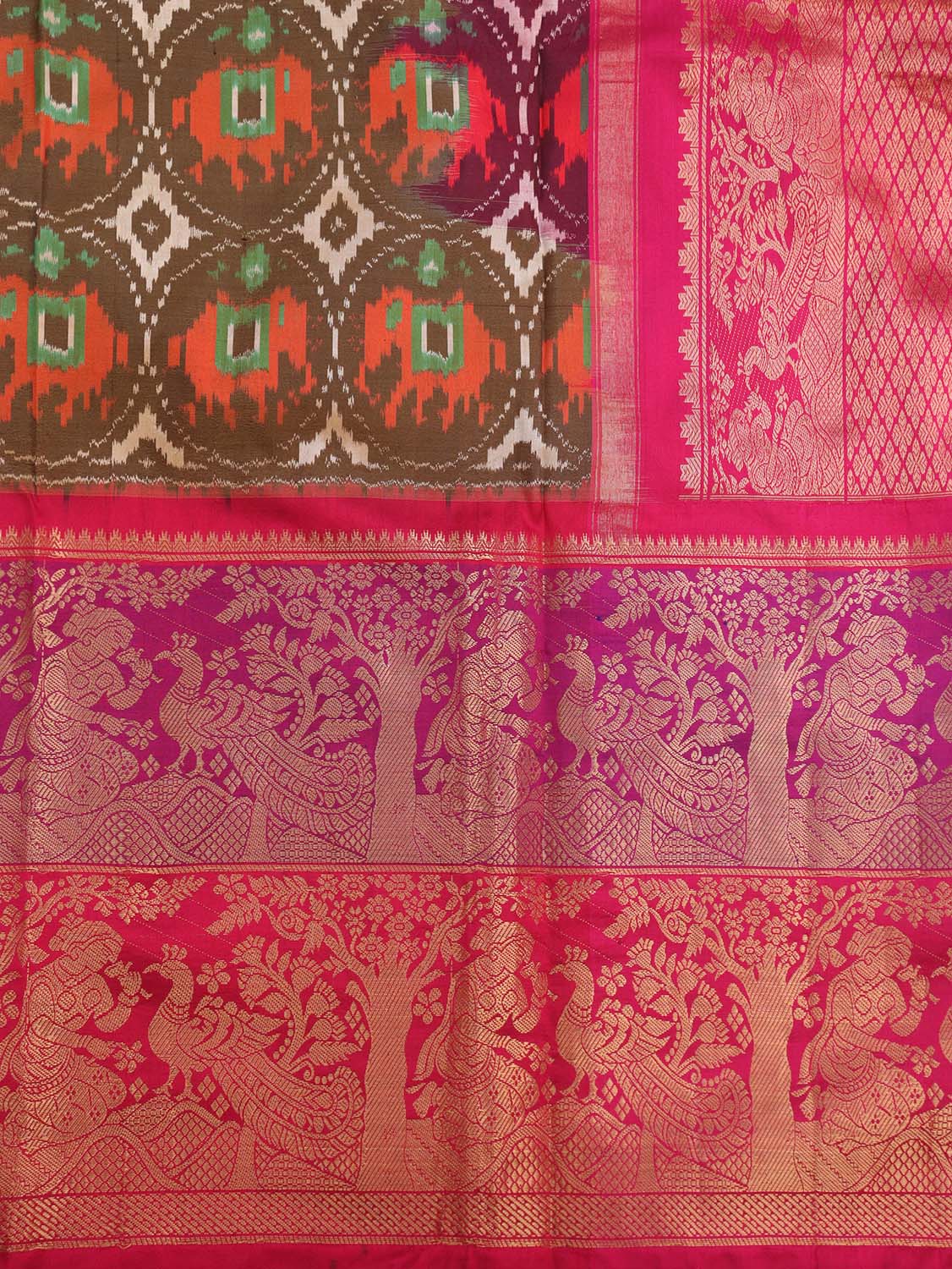 Stunning Green Handloom Ikat Pure Silk Saree with Kanjeevaram Border - Pochampally - Luxurion World