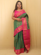 Stunning Green & Pink Kanjeevaram Silk Saree: A Perfect Blend of Elegance and Vibrancy - Luxurion World