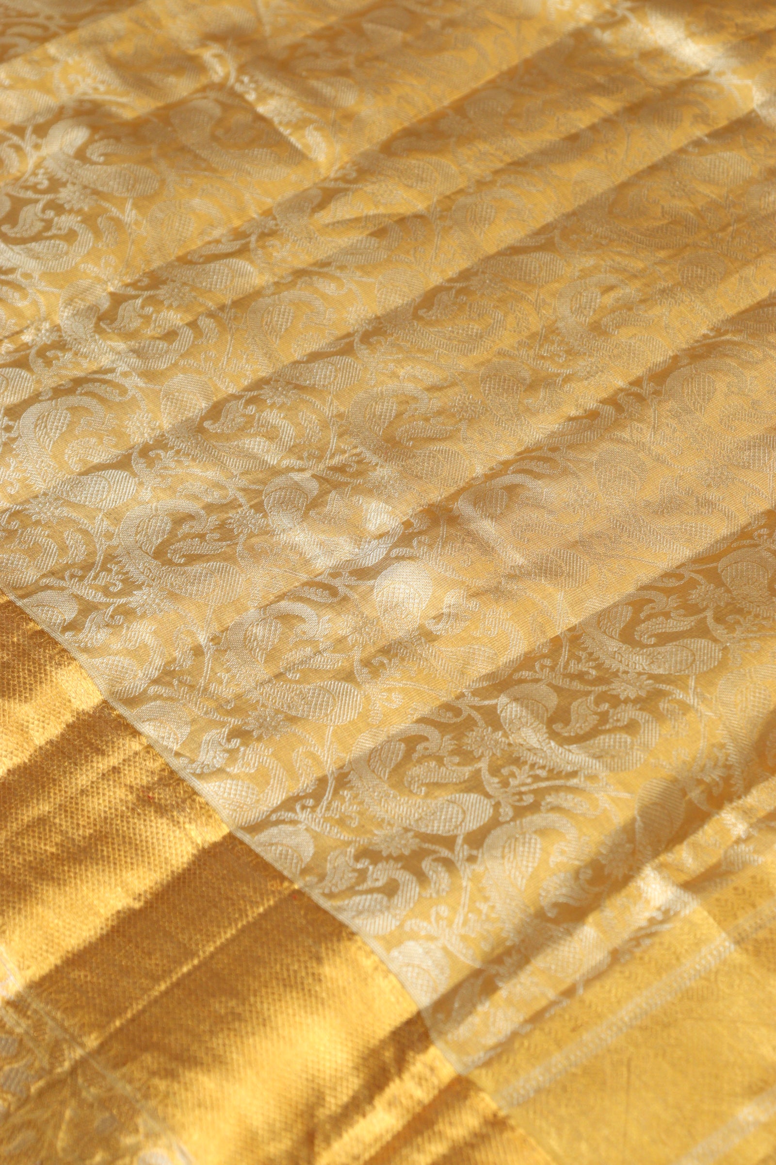 Luxurious Golden Pure Tissue Silk With Real Gold Zari Handloom Kanjeevaram Saree - Luxurion World