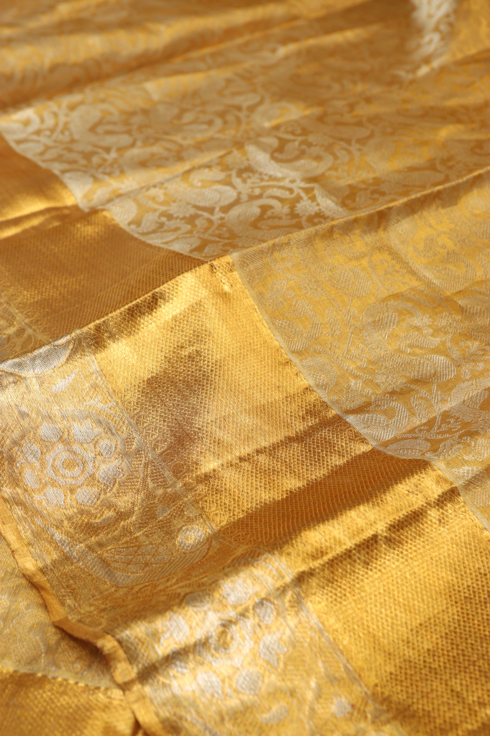 Luxurious Golden Pure Tissue Silk With Real Gold Zari Handloom Kanjeevaram Saree - Luxurion World
