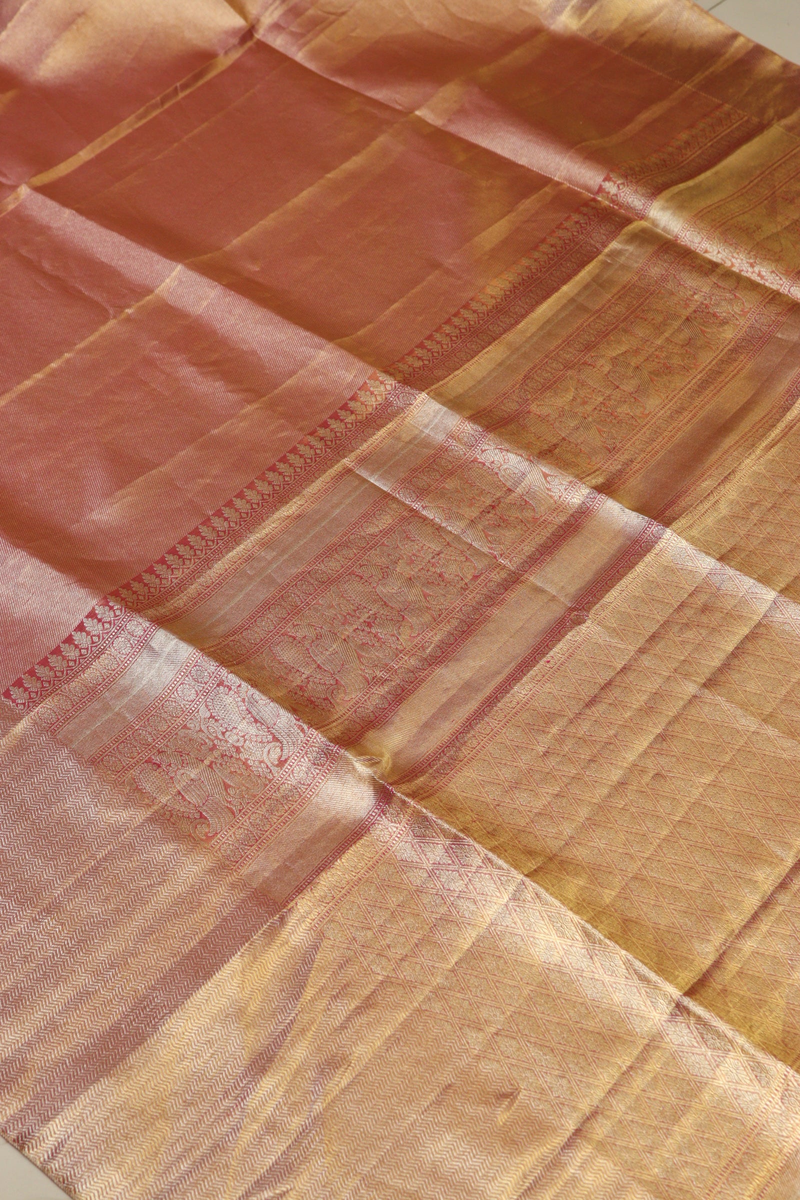 Pink Kanjeevaram Handloom Pure Tissue Silk Saree - Luxurion World