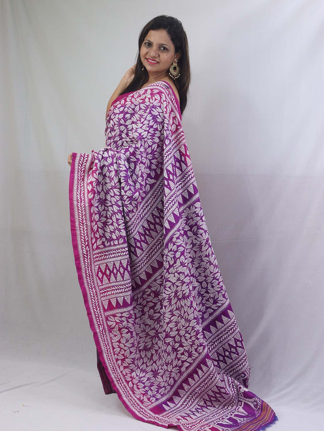 Exquisite Purple Kantha Silk Saree with Hand Embroidery - Luxurion World