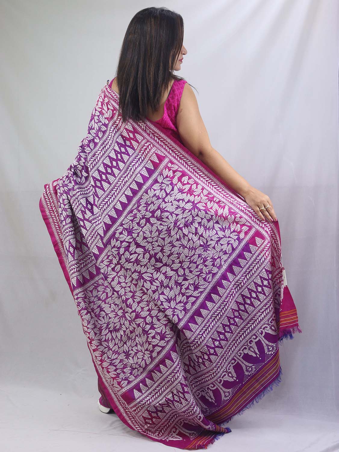 Exquisite Purple Kantha Silk Saree with Hand Embroidery - Luxurion World