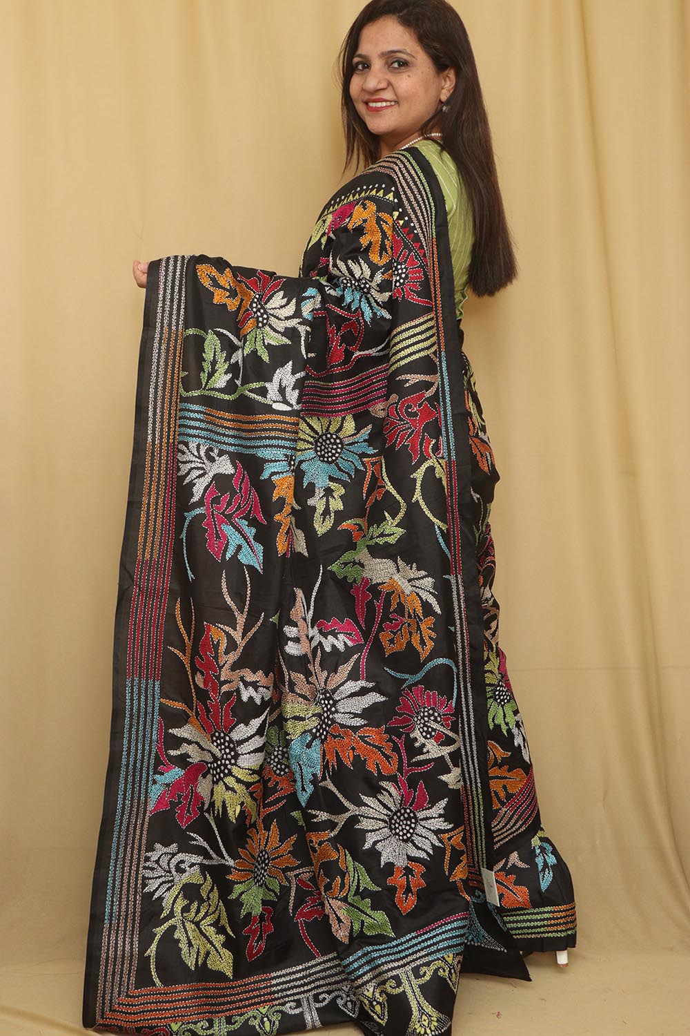 Exquisite Black Kantha Silk Saree with Hand Embroidery - Luxurion World