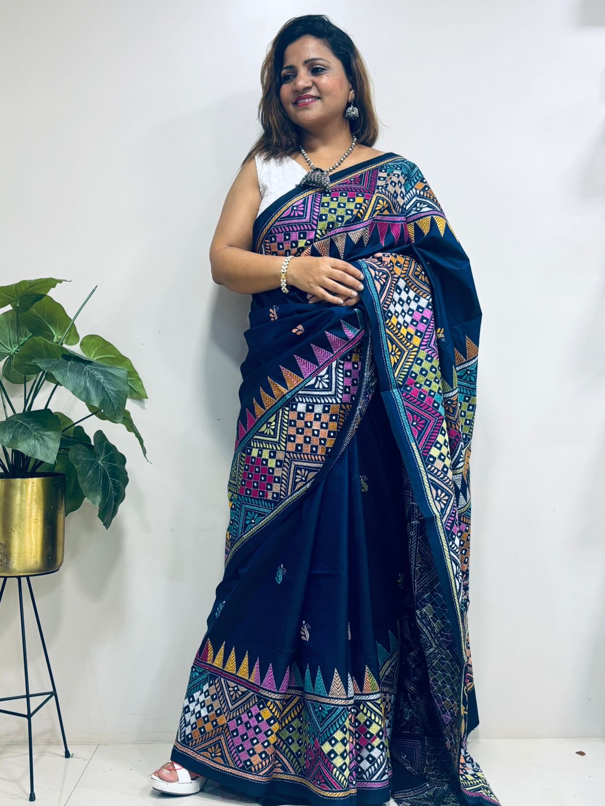 Blue Hand Embroidered Kantha Pure Bangalore Silk Saree - Luxurion World