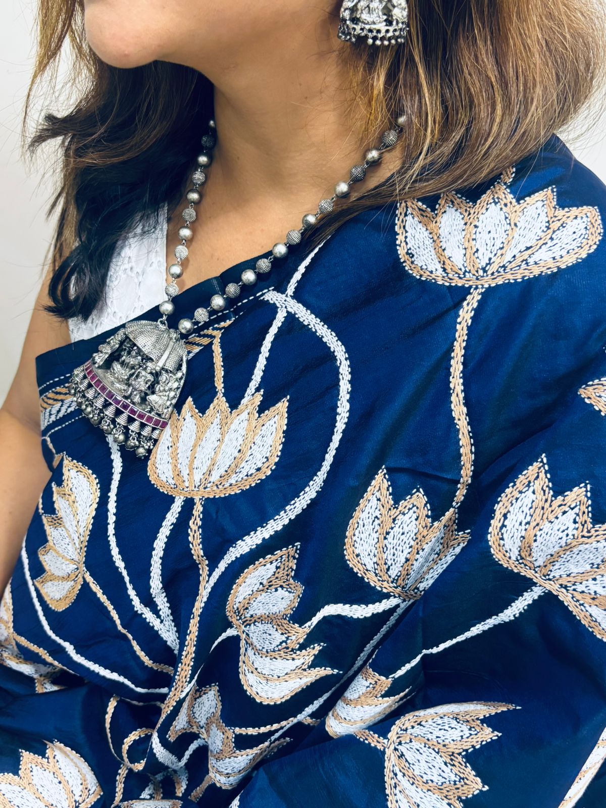 Blue Hand Embroidered Kantha Pure Bangalore Silk Saree - Luxurion World