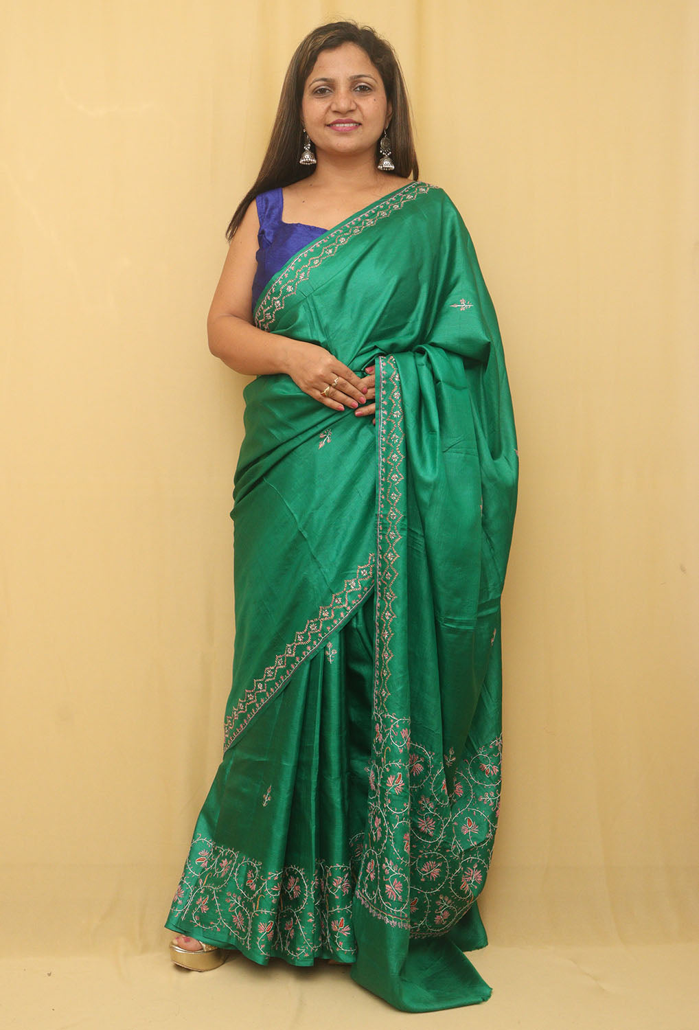 Stunning Green Sozni Work Kashmiri Silk Saree with Embroidery - Luxurion World