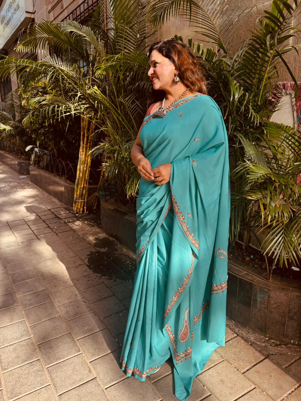 Green Kashmiri Sozni Crepe Saree—Paisley Embroidery, Festive & Wedding