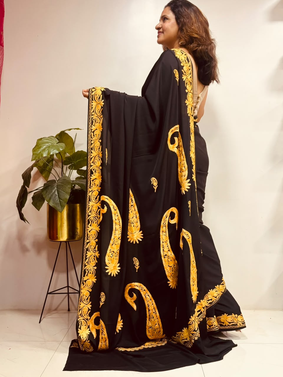 Black Kashmiri Aari Crepe Saree—Chain Stitch Embroidery, Festive & Formal