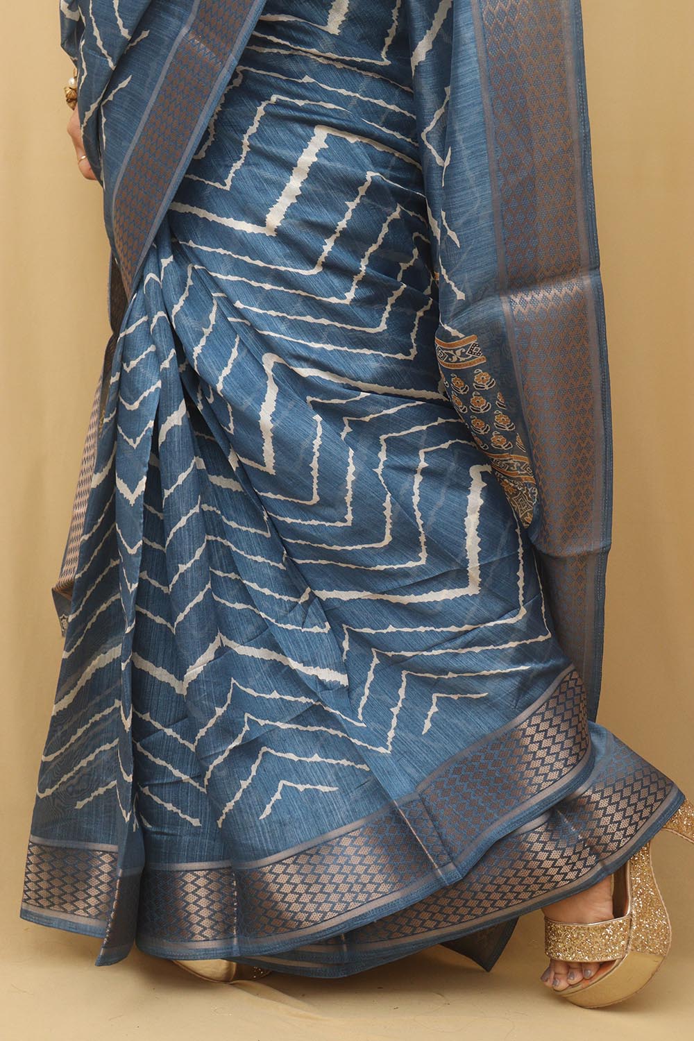 Blue Leheriya Tussar Silk Saree - Elegant and Stylish - Luxurion World