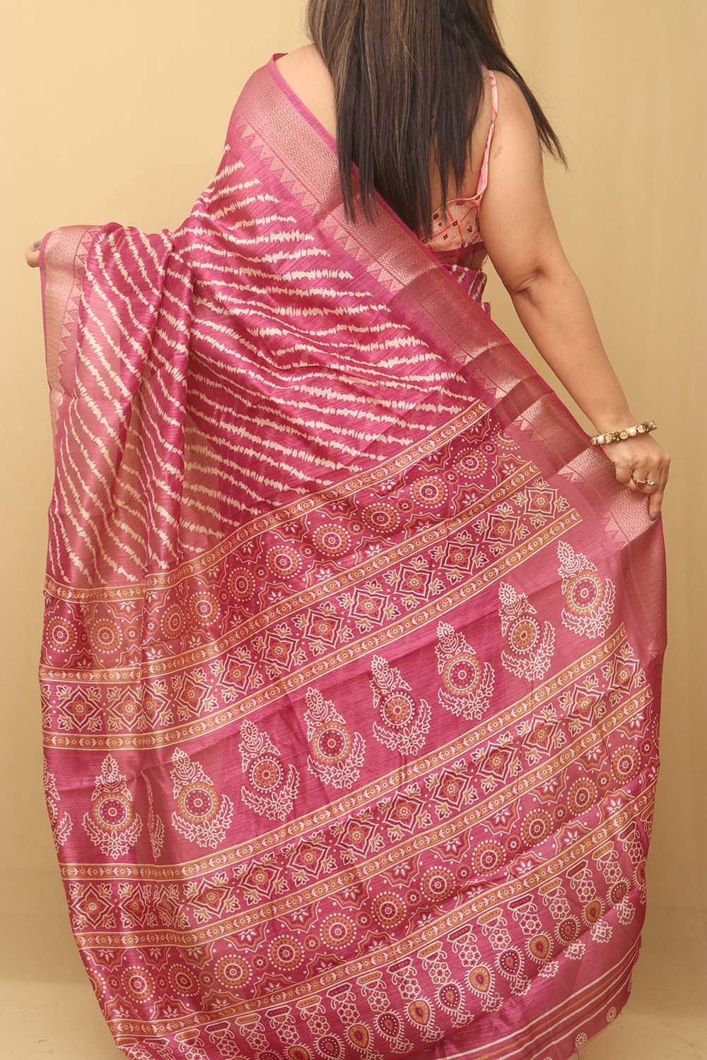 Stunning Pink Leheriya Print Tussar Saree - Luxurion World